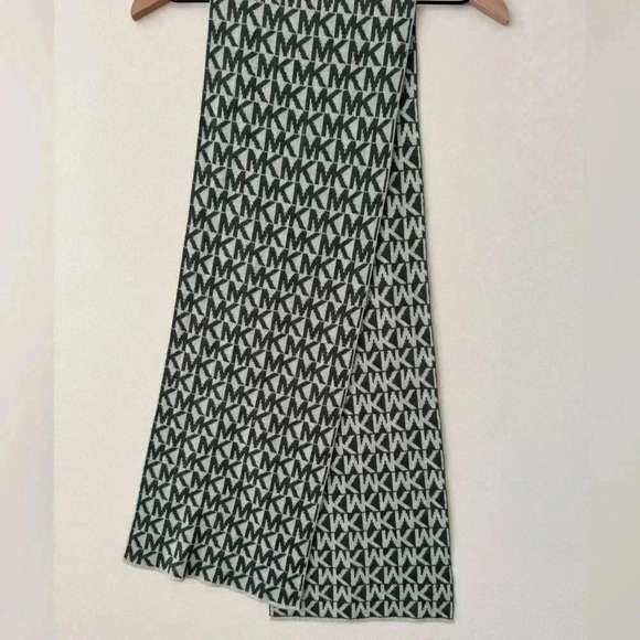 Michael Kors Gray Signature Soft‎ Wool Scarf - Picture 3 of 6